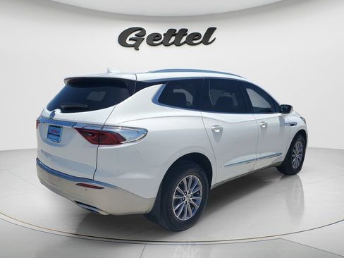 Used 2023 Buick Enclave Essence FWD image 5