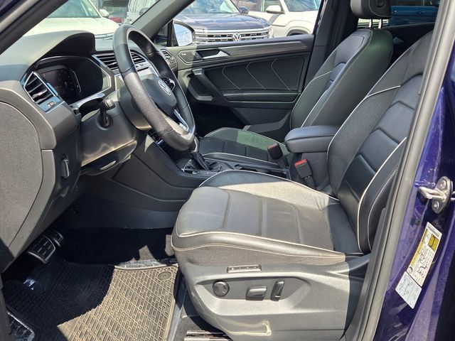 Used 2022 Volkswagen Tiguan SEL R-Line AWD/4WD image 5
