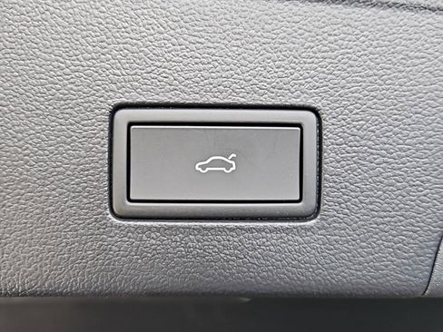 New 2026 Volkswagen Atlas Cross Sport SEL Premium R-Line image 20