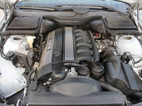 Used 1997 BMW 528i Sedan RWD image 16