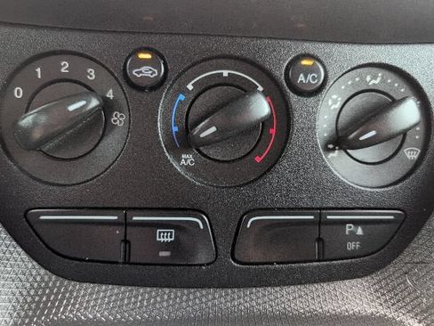 Used 2016 Ford Transit Connect XLT FWD image 22