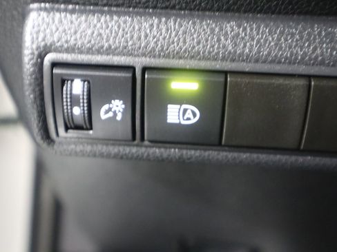 Used 2025 Toyota Corolla LE image 36