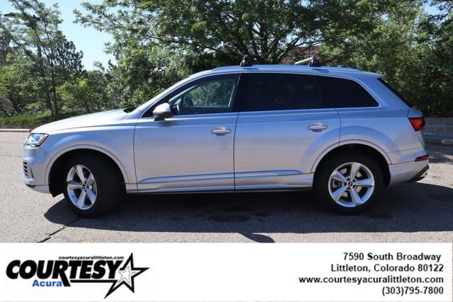 Used 2022 Audi Q7 3.0T Premium w/ Interior Protection Package AWD/4WD image 3