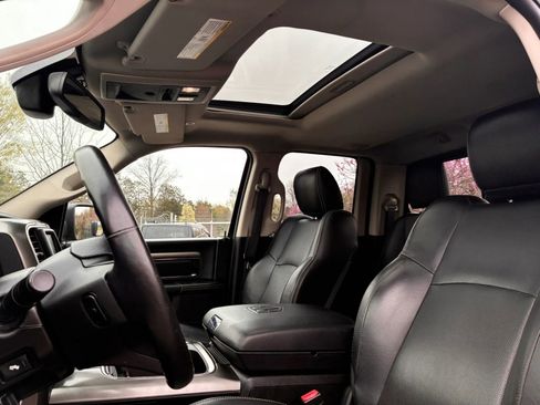 Used 2017 RAM 1500 Sport w/ Sport Premium Group image 32