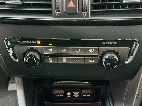 Used 2017 Kia Optima LX w/ Driver Convenience Package image 22