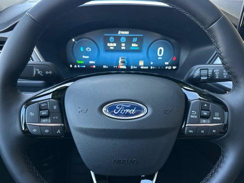 New 2025 Ford Escape SE w/ PHEV Premium Package image 21