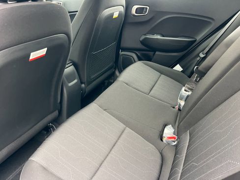 New 2026 Hyundai Venue SE image 4