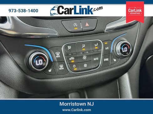 Used 2022 Chevrolet Equinox LT FWD image 18