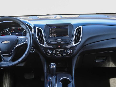 Used 2020 Chevrolet Equinox LT FWD image 13