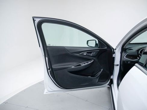 Used 2024 Chevrolet Malibu LT image 22