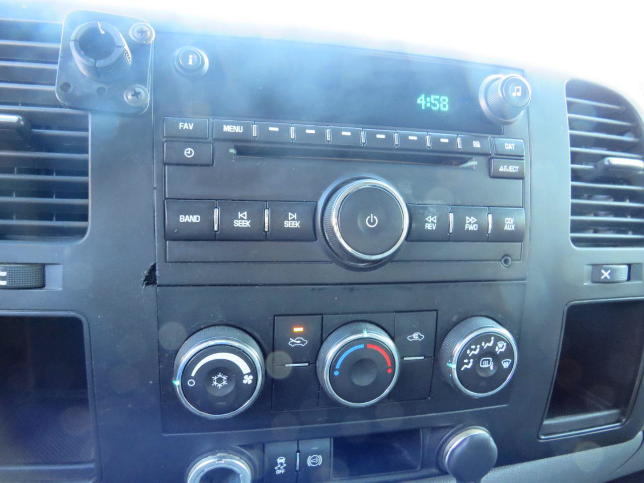 Used 2012 GMC Sierra 2500 W/T AWD/4WD image 17