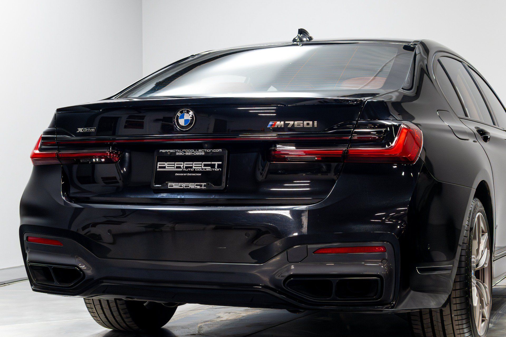 Used 2022 BMW M760i xDrive AWD/4WD image 86