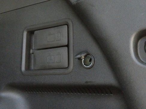 Used 2024 Chevrolet Equinox LT image 25