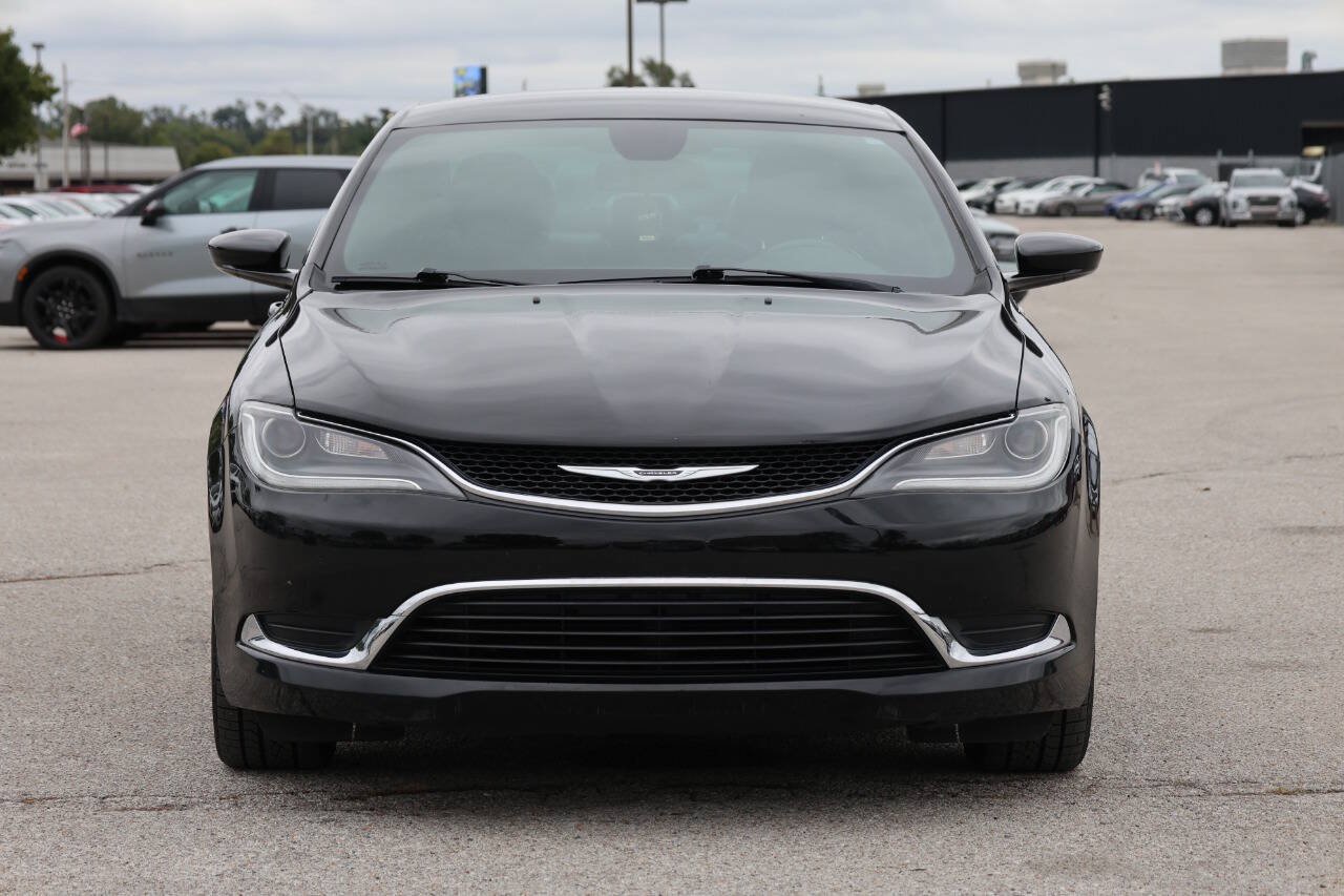 Used 2015 Chrysler 200 S w/ Navigation & Sound Group I FWD image 2