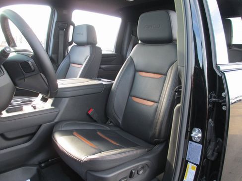 Certified 2025 GMC Sierra 2500 AT4 image 21