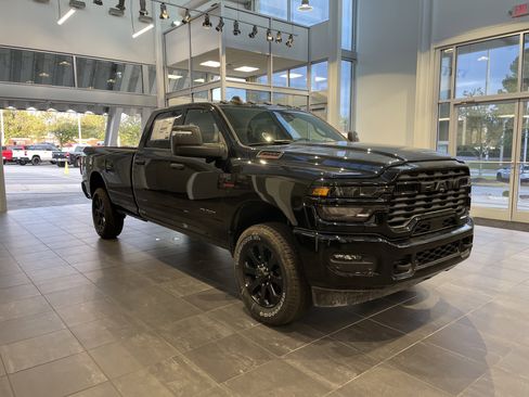 New 2026 RAM 2500 Big Horn AWD/4WD image 2