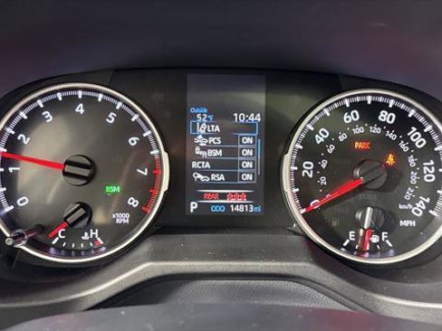 Certified 2021 Toyota RAV4 XLE w/ Convenience Package image 16