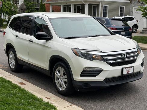 Used 2018 Honda Pilot LX image 5