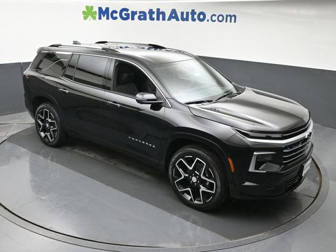 New 2026 Chevrolet Traverse High Country w/ LPO, Floor Liner Package AWD/4WD image 3