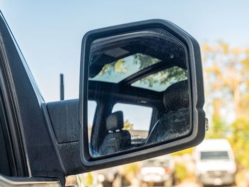 Used 2019 Ford F150 Platinum w/ Equipment Group 701A Luxury image 13