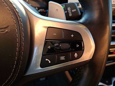 Certified 2023 BMW X7 xDrive40i w/ M Sport Package image 25