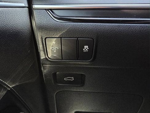 Used 2025 Kia K5 GT-Line w/ GT-Line Premium Package FWD image 18