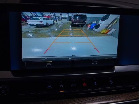 Used 2023 Chevrolet Silverado 1500 LT Trail Boss w/ Protection Package AWD/4WD image 19