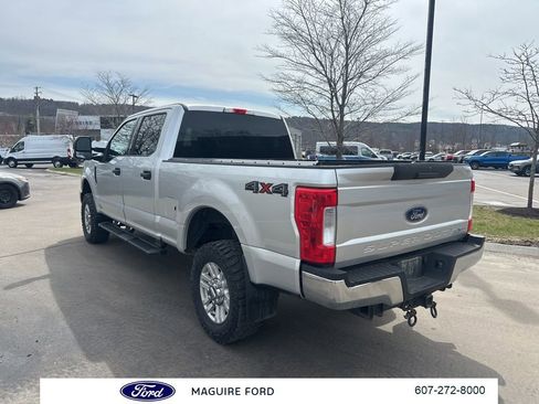 Used 2017 Ford F250 XLT w/ Snow Plow Prep Package image 7