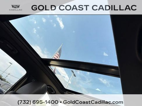 Used 2021 Cadillac XT4 Premium Luxury w/ Cold Weather Package FWD image 11