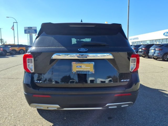 Certified 2023 Ford Explorer XLT w/ Equipment Group 202A AWD/4WD image 6