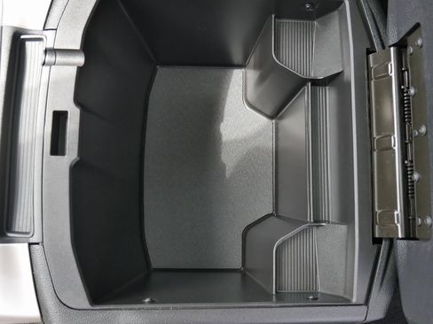 Used 2017 RAM 2500 Laramie w/ Sport Appearance Group image 42