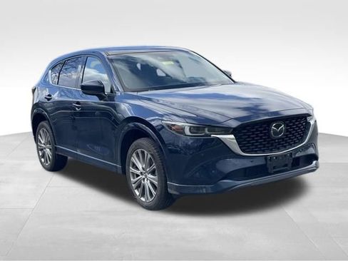 Used 2022 MAZDA CX-5 Signature AWD/4WD image 3