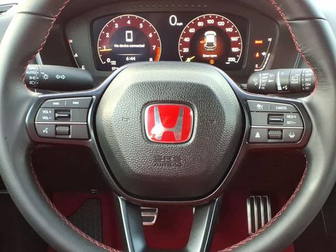 Used 2025 Honda Civic Type R image 16