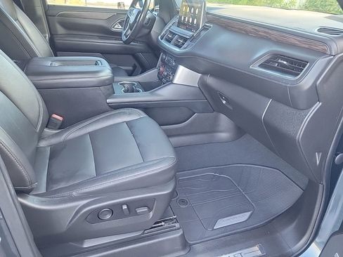 Certified 2021 Chevrolet Tahoe Z71 w/ Z71 Signature Package AWD/4WD image 14