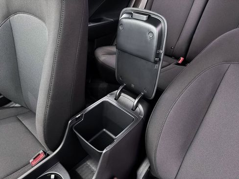 New 2026 Hyundai Kona SE image 28