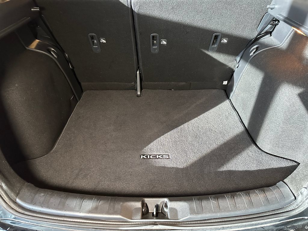 Used 2024 Nissan Kicks S FWD image 21
