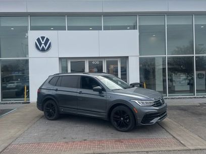Used 2022 Volkswagen Tiguan SE R-Line