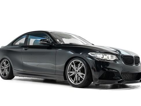 Used 2015 BMW M235i xDrive Coupe AWD/4WD image 6