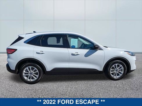Certified 2022 Ford Escape SE image 6