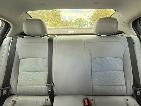 Used 2019 Chevrolet Cruze LS w/ LS Fleet Convenience Package image 14