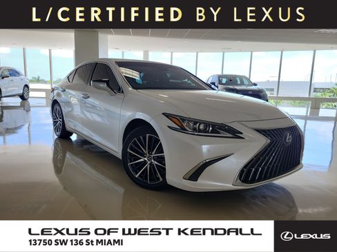Used 2024 Lexus ES 250 w/ Premium Package AWD/4WD image 1