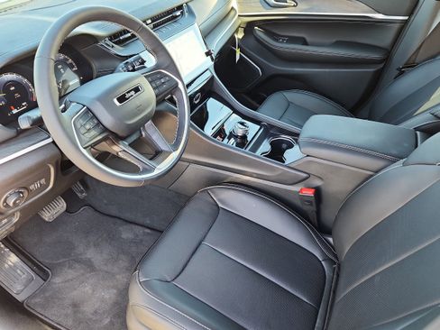 New 2026 Jeep Grand Cherokee Limited AWD/4WD image 11
