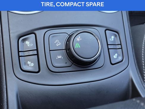 Used 2022 GMC Terrain SLT image 27