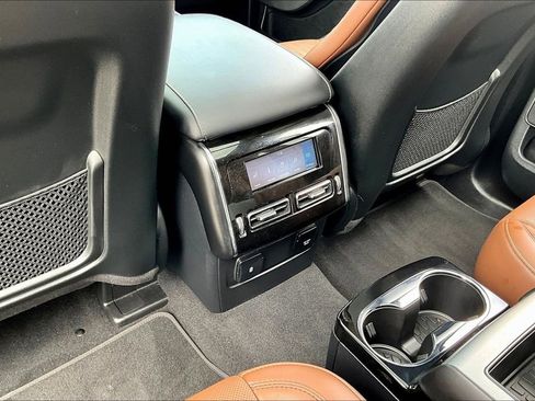 Used 2022 Lincoln Aviator Reserve w/ Equipment Group 201A image 10