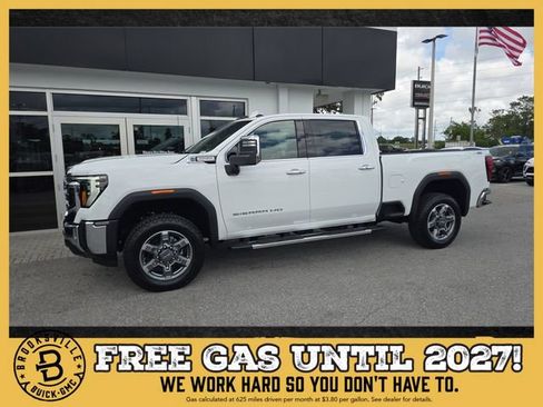 New 2026 GMC Sierra 2500 SLT w/ SLT Premium Package AWD/4WD image 1