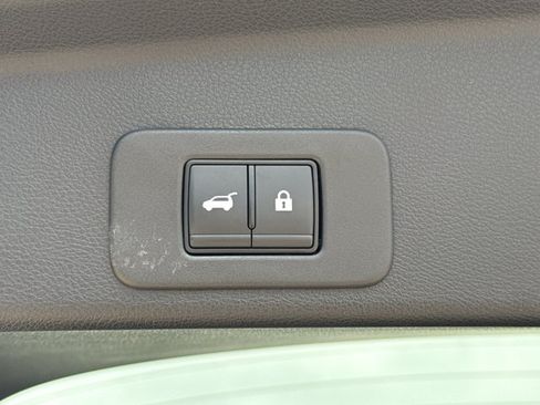 Used 2025 Nissan Murano Platinum w/ Cargo Package AWD/4WD image 13