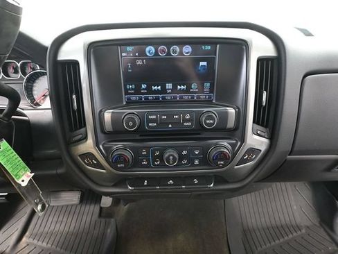 Used 2018 Chevrolet Silverado 1500 LT w/ All Star Edition AWD/4WD image 32