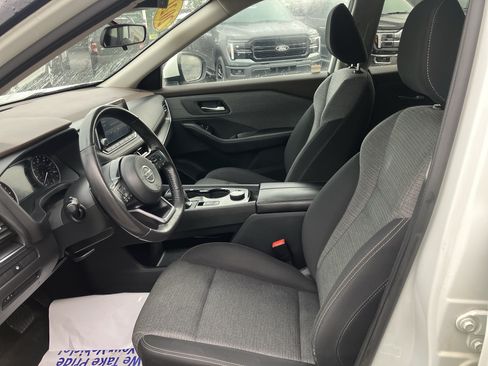 Used 2021 Nissan Rogue SV AWD/4WD image 19