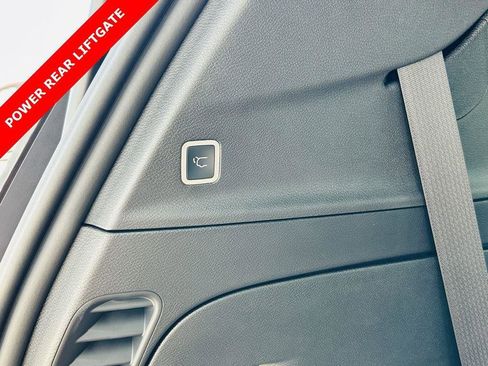 New 2026 Chrysler Voyager LX image 11