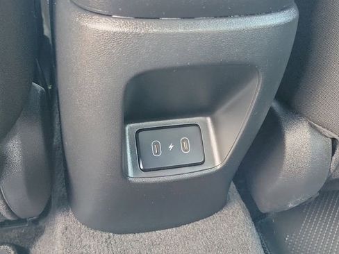 Certified 2025 Hyundai Elantra SEL FWD image 22